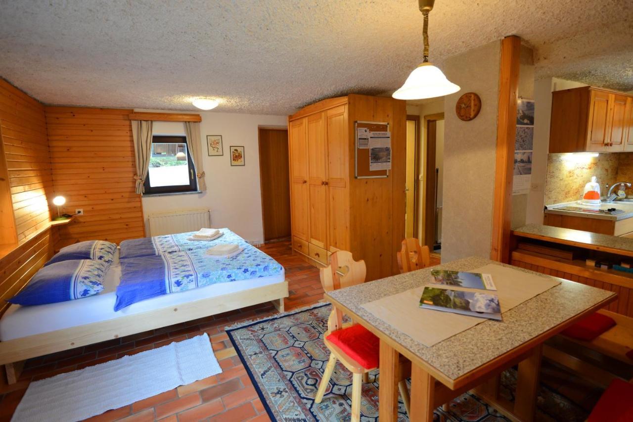 Apartmaji Zupancic Bohinj ภายนอก รูปภาพ